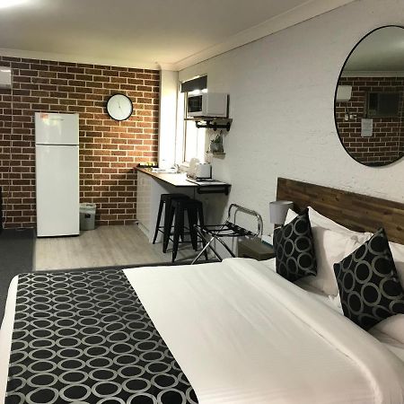 Coffs Shearwater Motel Кофс-Харбор Экстерьер фото