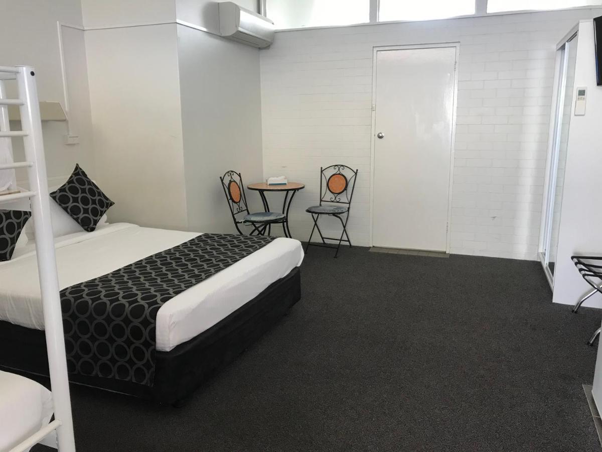 Coffs Shearwater Motel Кофс-Харбор Экстерьер фото