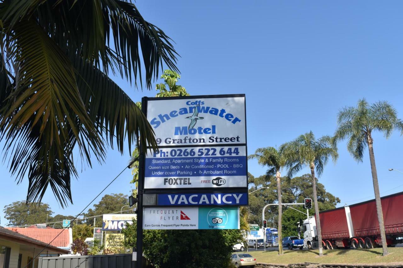 Coffs Shearwater Motel Кофс-Харбор Экстерьер фото